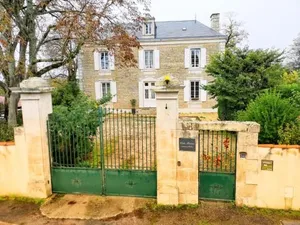 Image of Coté Marais