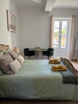 Image of Au Petit Faubourg