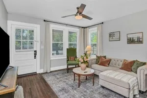 Image of Revamped 3BR Oasis - Forest Dr