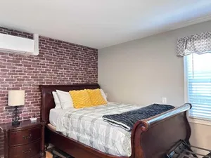Image of E3 Centrally located in Carytown fully fenced