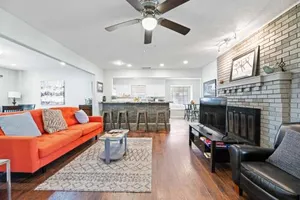Image of White Rock Estate
