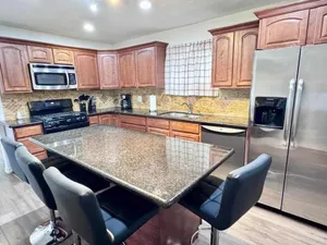 Image of Entire Spacious 4 BR Home for Professionals