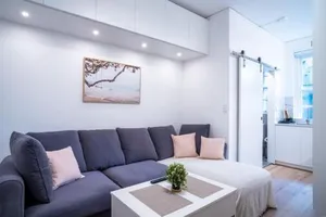Image of Modern Studio in Prime Spot