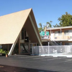 Image of Shasta Lodge