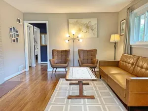 Image of Entire Private 3 Bedrooms 1 Bathroom Single House with Fenced Garden