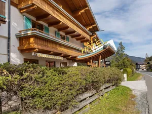 Image of Stylish Apartment with Sauna, Ski Storage, Balcony, Pool
