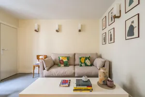 Image of Pied à Terre - Gambey