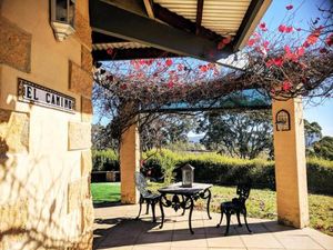 Image of El Camino country cottage with terrace and stunning views