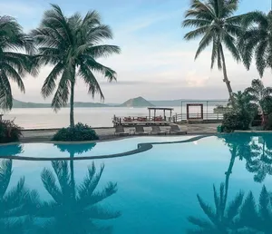 Image of CLUB BALAI ISABEL Lakeshore Family-Recto 303