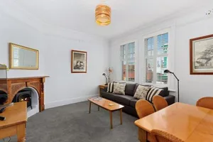 Image of 'Historic Haven' Two-storey Pad in Perfect City Spot