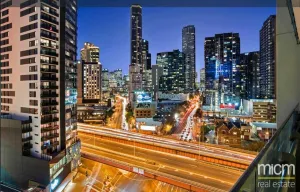 Image of Melbourne City 3br Apt High Level View Parking