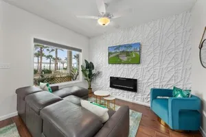 Image of Bayfront Cottage- Pool - Hot Tub - Close to Beach