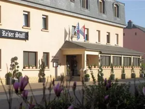 Image of Hotel Re'ser Stuff