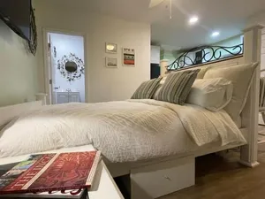 Image of White Rock Studio