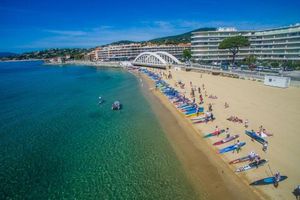 Image of le Victoria, centre ville , plage et parking gratuit
