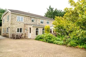 Image of Luxurious Country Retreat in Winford