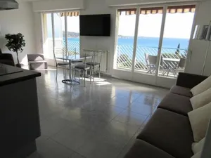 Image of VUE MER 3 mn A PIED DE LA PLAGE LUMINEUX ET MODERNE