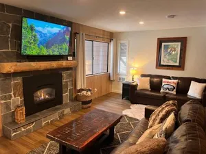 Image of Tastefully Remodeled Condo at Mammoth Ski & Racquet Club, Hot Tub, Garage, 10 Min Walk to Ski Lifts