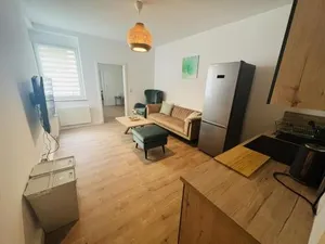Image of City Apartment - 8 Bedrooms - 14 Beds - Fast WiFi - Kitchen