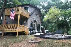 Image of 3-BDR Direct Waterfront Cottage