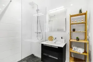 Image of ZenBNB / Apricot / Parking privé / Balcon / Parc /