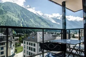 Image of OUTA Chamonix centre
