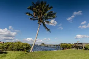 Image of Island View Cottages Sebastian