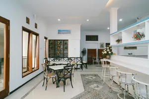 Image of Urbanview Hotel Griya Surya Malang by RedDoorz