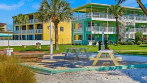 Image of Tropic Terrace Suite #3 - Beachfront Resort