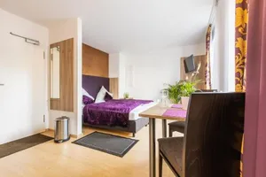 Image of Gemutliche private Wohnung nahe Elbe, ruhig, Garten,TV, Kuche, moderne Ausstattung
