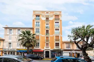 Image of Cozy apartment Juan-Les-Pins - 300m Beach