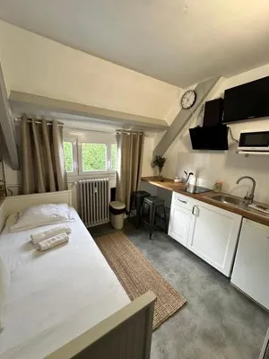 Image of STUDIO proche commodité et gare . Centre ville