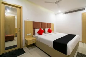 Image of CAPITAL O75321 Hotel Snr Twilight