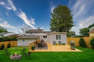 Image of New Stylish Beach Home near Stamford Downtown/Cove Beach/ 40 min to NYC