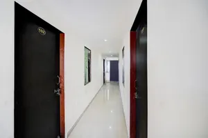 Image of HOTEL O HOLIDAYS INN