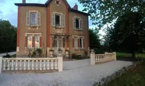 Image of Le manoir de la Source au bord de l'EuroVélo 6