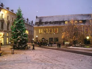 Image of VUE SPECTACULAIRE - LA VERRIERE - CENTRE-VILLE - Home-One