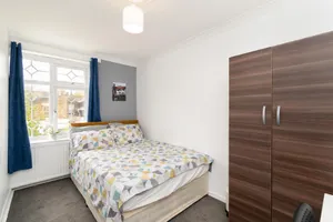 Image of Beautiful rooms in PRIME location!