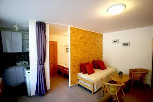 Image of Mountain Breezes Studio- Top 3