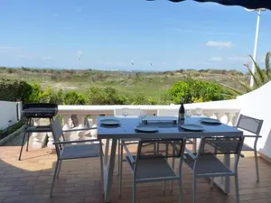 Image of Sol-y-Days Flamant, Superbe appartement en rez de jardin avec grande terrasse et jardinet, face a la mer