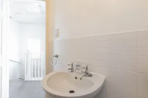 Image of KVM - Bluebird House