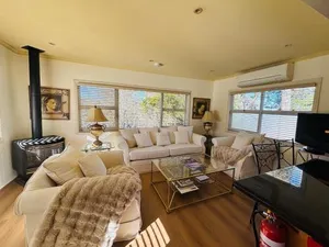 Image of Leura's Magical Manderley