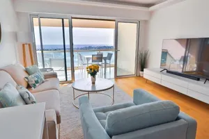 Image of Splendide vue mer, terrasse, piscine et parking