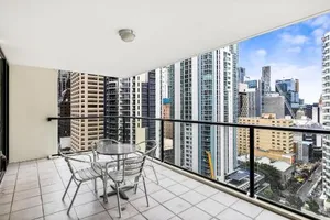 Image of 1-Bed Brisbane City Centre with Pool, BBQ & Gym