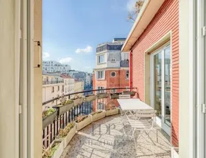 Image of Superbe chambre avec terrasse dans un appartement partagé dans le centre de Paris