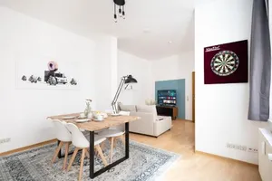 Image of Ko-Living Space an der Oper - Street Art Design Apartments