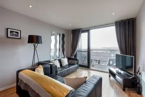 Image of Modern Riverfront Apt. 10 mins from Hydro/SECC