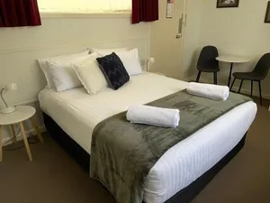 Image of Happy Wanderer Motel Cohuna 70s style