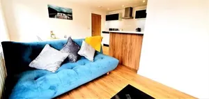 Image of Northampton 2 Bedroom Town Centre Apartment close to University, Hospitals, Brackmills