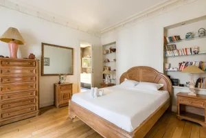 Image of Veeve - Ambassador Hideaway